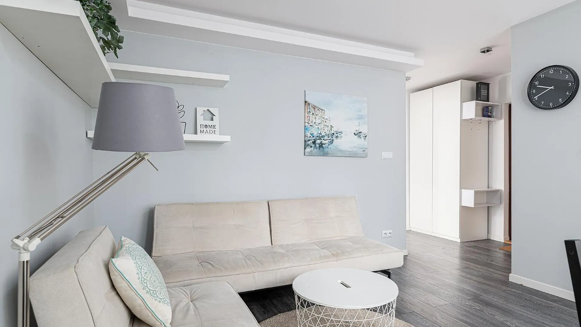 Rentplanet - Apartamenty Przy Palacu Kultury I Nauki Warszawa 0*,